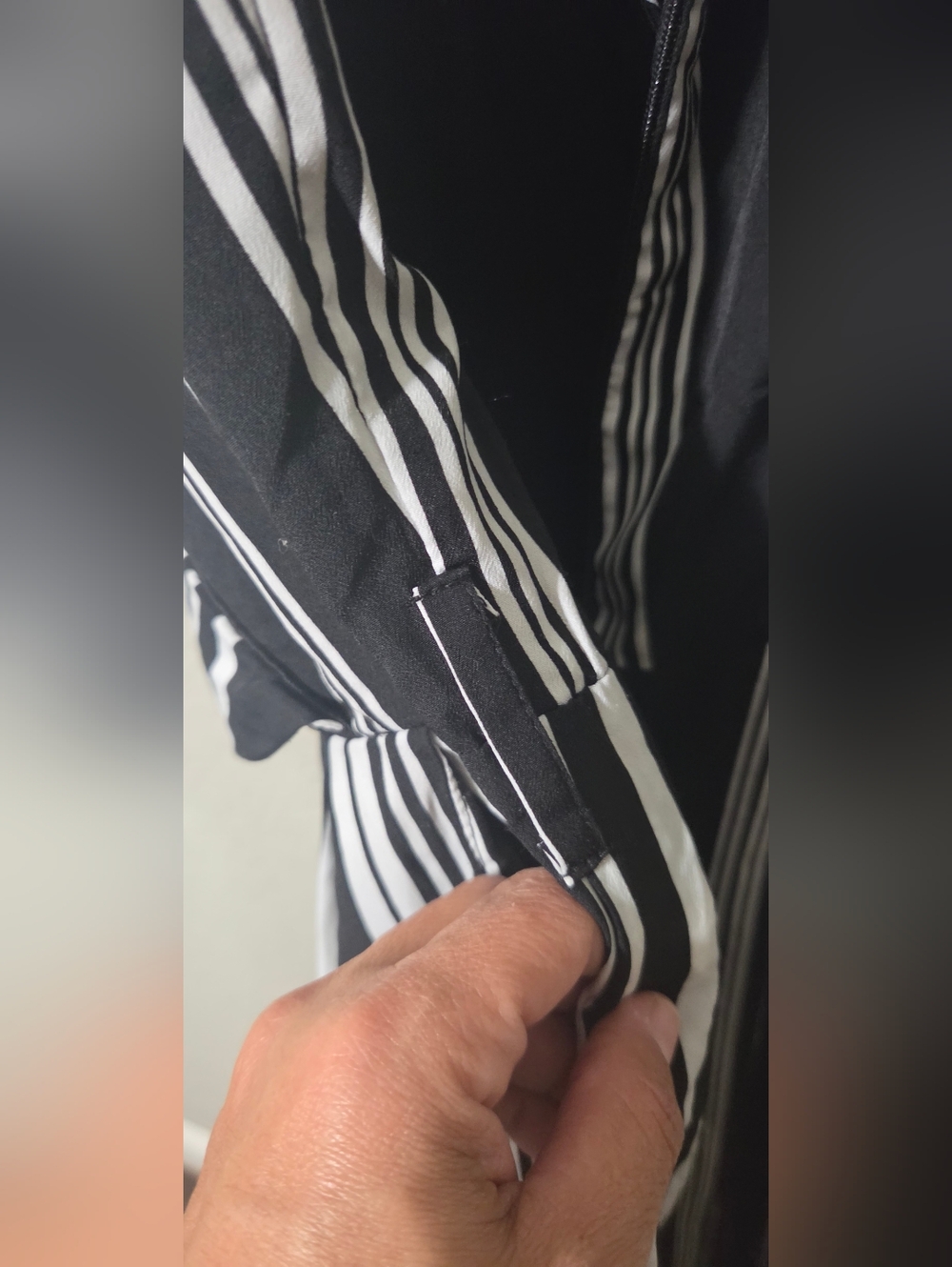 SPENSE Black & White Striped Sleeveless Faux Wrap CROP JUMPSUIT Size 8 - Picture 3 of 9
